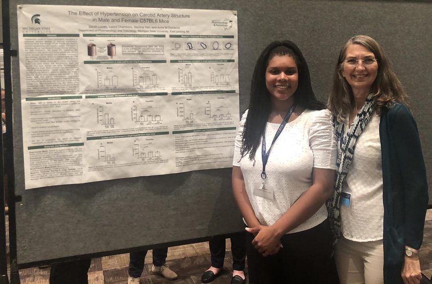 Students Attend National Veterinary Scholars Symposium College of