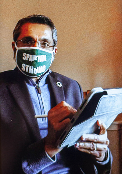 Dr. Srinand Sreevatsan wearing mask